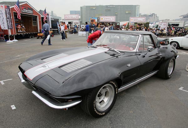 64-03a 15-10-10_565 1964 CHevrolet Corvette Convertible Hardtop.JPG